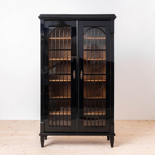 Zwarte biedermeier vitrine, Oostenrijk, Mid 19th Century