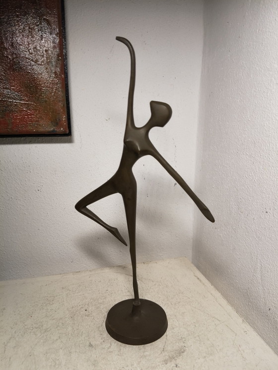 Vintage Modernist Brass Sculpture Ballerina – Beautiful Patina – 1980s (photo 9 of 10)