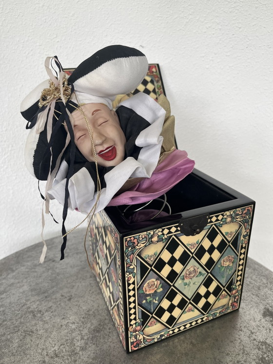 Image 1 of Jack in the Box (boîte à musique)