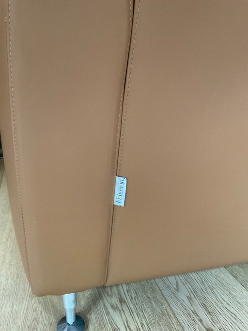 Frigerio Design-Sofagarnitur – 4-Sitzer & 2-Sitzer – Cognacfarbenes Leder – Vintage (30 Jahre alt)