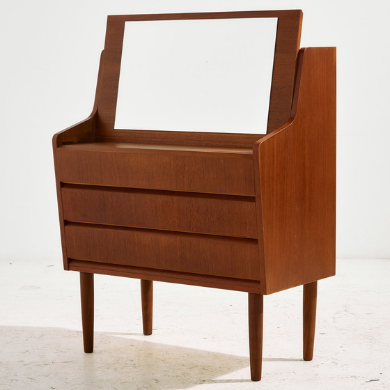 Image 1 of MK9343 Restaurierter Teakholz-Büroschreibtisch