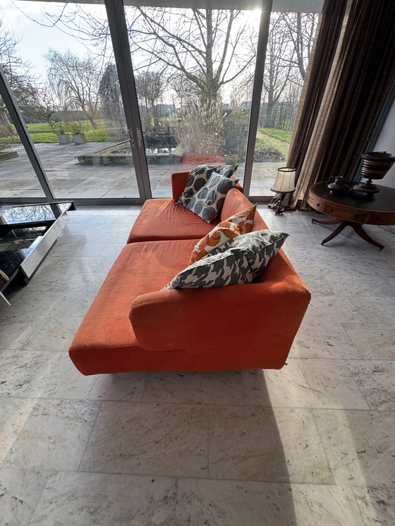 Image 1 of Divano di design arancione Edra con cuscini