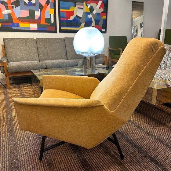 Fauteuil van Guy Besnard, 1960, Fluweel, Geel (foto 5 van 9)