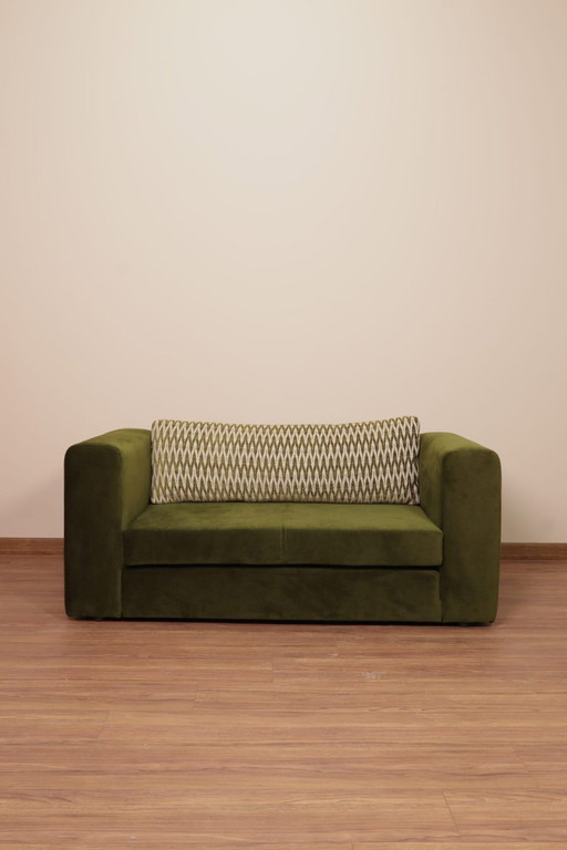 Vintage 2-Sitzer-Sofa in tiefem Olivgrün, modernes Design