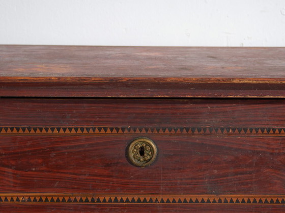Central European Biedermeier chest of drawers in pine with four drawers – Central Europe, circa 1850 – Wood (photo 35 of 40)