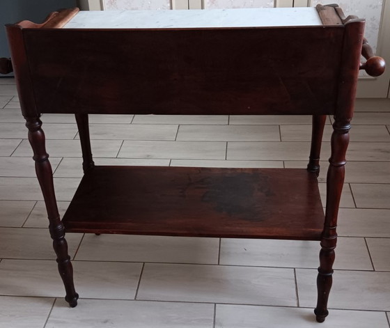 Antiker Louis-Philippe-Frisiertisch / Servierwagen aus Holz und Marmor – Schminktische, Marble (photo 3 of 5)
