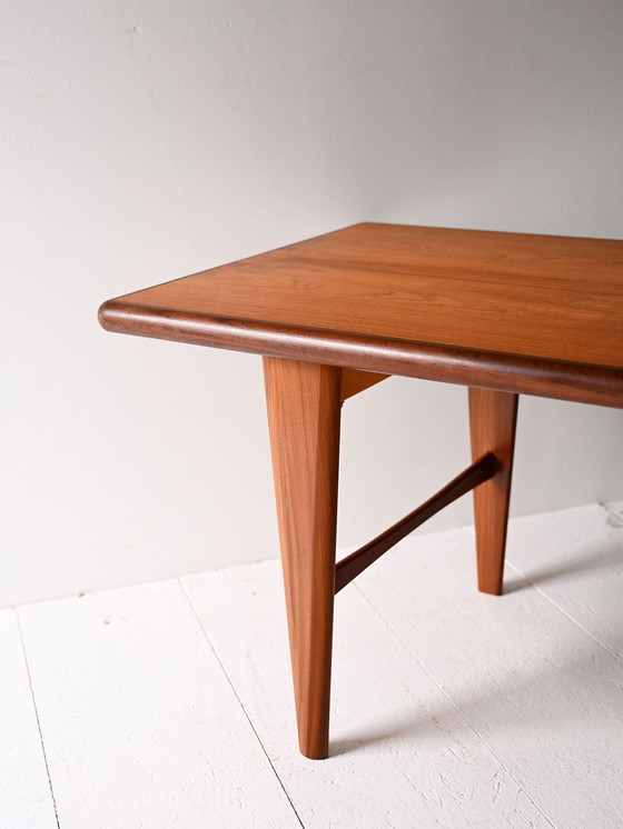 Image 1 of Table basse scandinave en teck des années 1950/60
