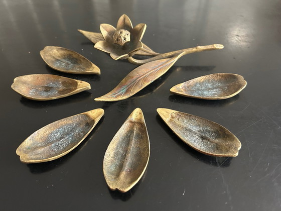Image 1 of Fiore in ottone vintage