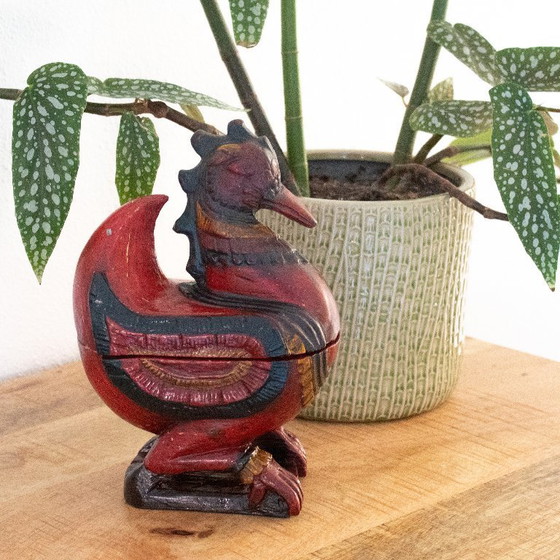 Image 1 of Statuetta vintage in legno raffigurante un drago/gallo, in una scatola unica, arte popolare asiatica.