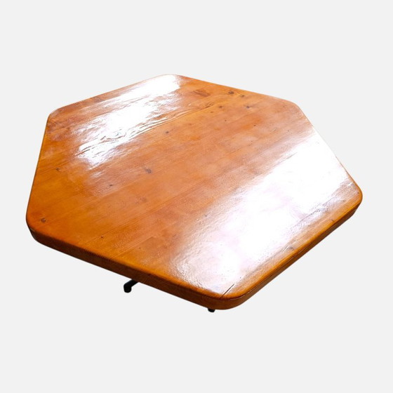 Charlotte Perriand Les Arcs Table Hexagonale Années 1970 – Metal, Wood, Vintage (photo 4 of 5)