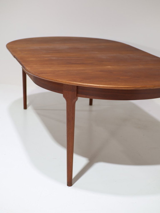 Image 1 of Extendable round dining table oval Danish teak vintage
