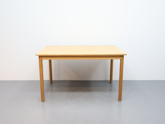 Vintage dining table / oak wood / yellow rectangle / Slagelse møbelvarrk Denmark (photo 3 of 5)