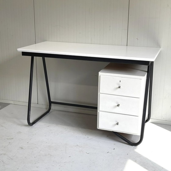 Vintage Bauhaus Style Bureau Jaren 60 Wit Zwart – Metal (photo 3 of 8)