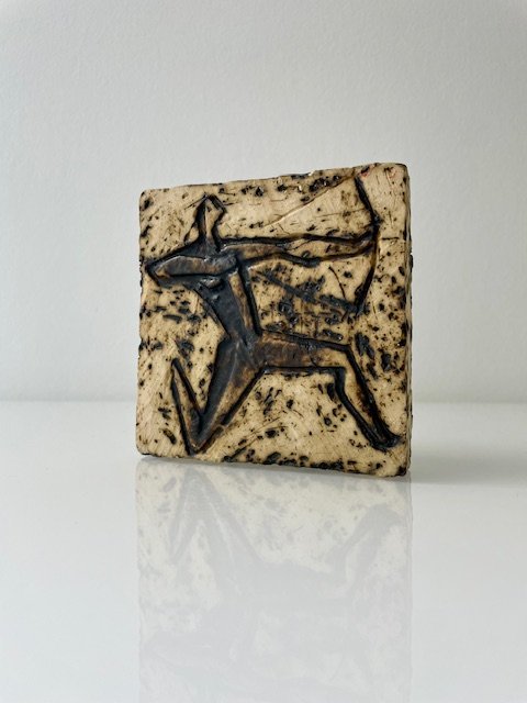 Vintage ceramic tile with primitive archer - 10x10cm
