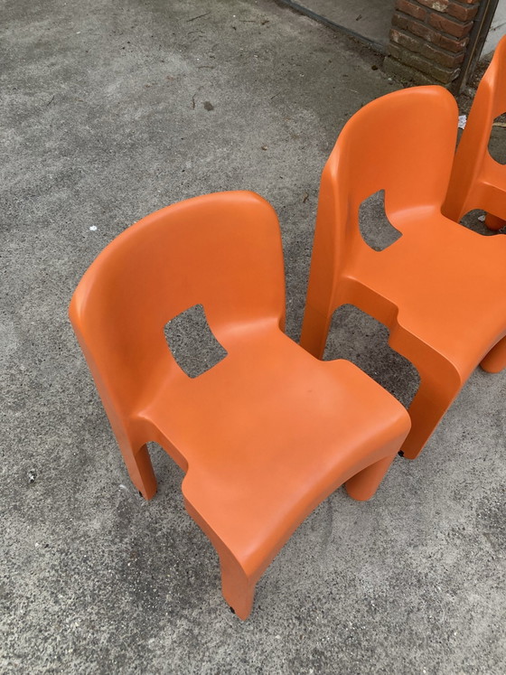 4x Joe Colombo Universale chairs, Kartell, Dining chairs, Plastic, Orange (photo 5 of 6)
