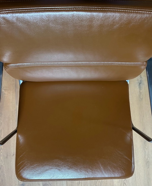 Silla Vitra Eames Soft Pad de cuero marrón (EA 208)
