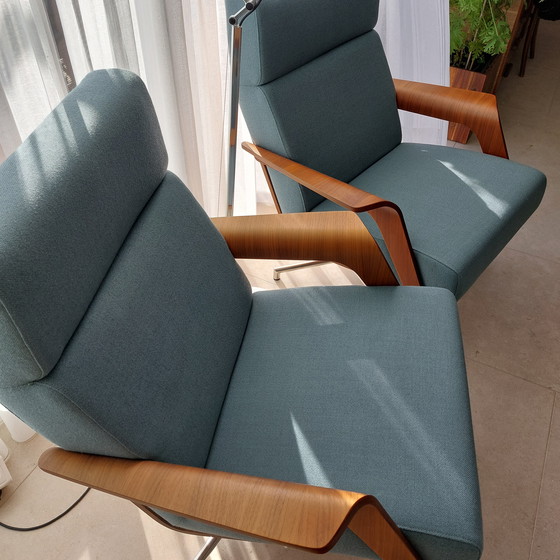 Image 1 of 2x sillones Harvink de Kaap más 1x otomana