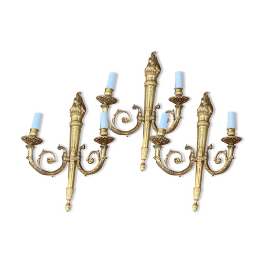 Set van drie kandelaars in Empire-stijl. – wandlampen, Bronze