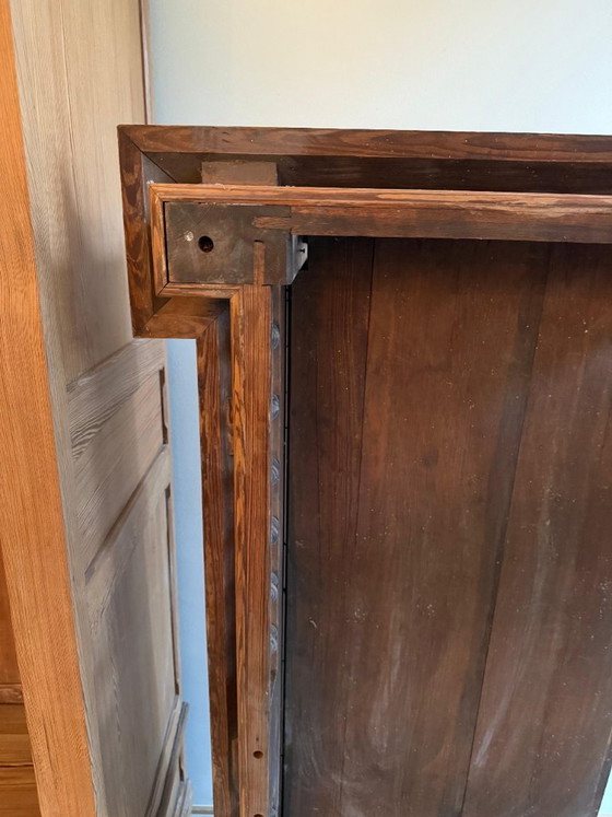 Image 1 of Armadio in legno massello di pino