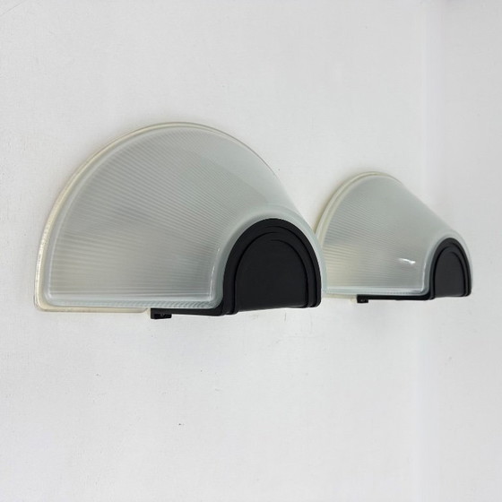 Image 1 of Set di 2 applique da parete Prisma in vetro MEGA, anni '80, Italia