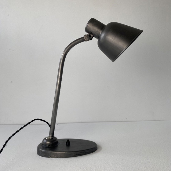 OUDE BAUHAUS BUREAULAMP « BUR » MODEL 2700, Tafellampen, Metaal, Zwart (foto 4 van 11)