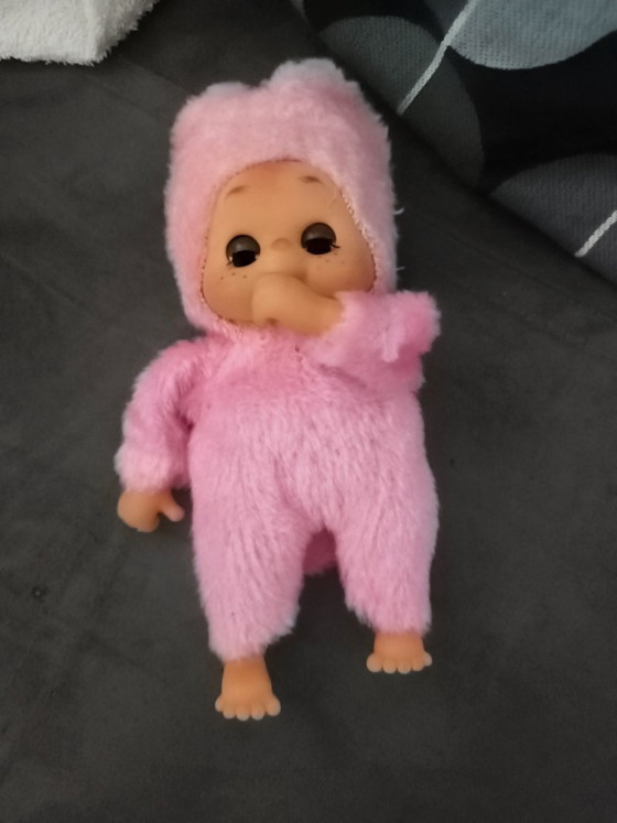 Image 1 of Poupée vintage rose de style Monchhichi, 20 cm