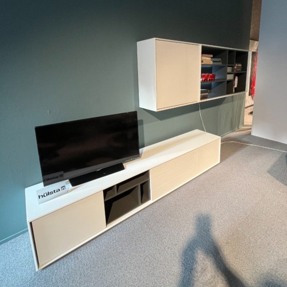 Image 1 of Hülsta Scopia wall cupboard