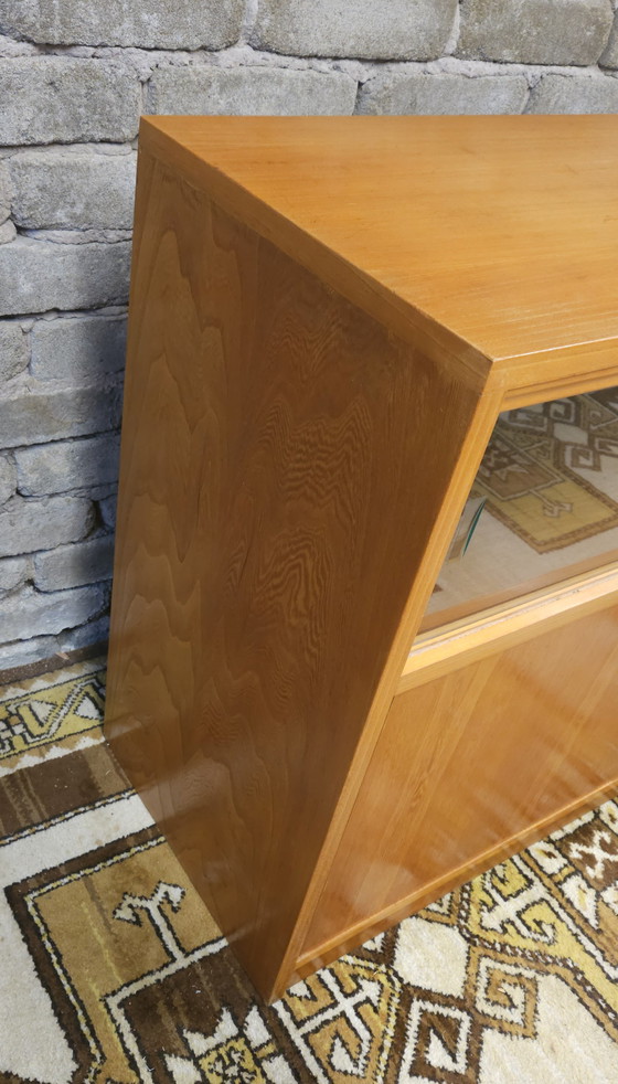 Image 1 of Vetrina a 2 ante 1960