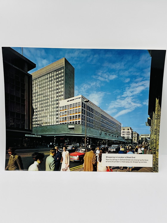 Image 1 of 3er-Set Kartonfotos „Shopping im Londoner West End“