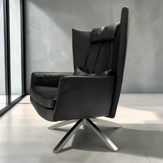 Poltrona girevole Maua in pelle nera, modello Design On Stock – Sedie girevoli, Metal, Leather (photo 12 of 16)