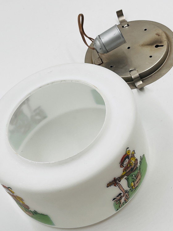 Image 1 of Opalin-Deckenleuchte Kinderdekor