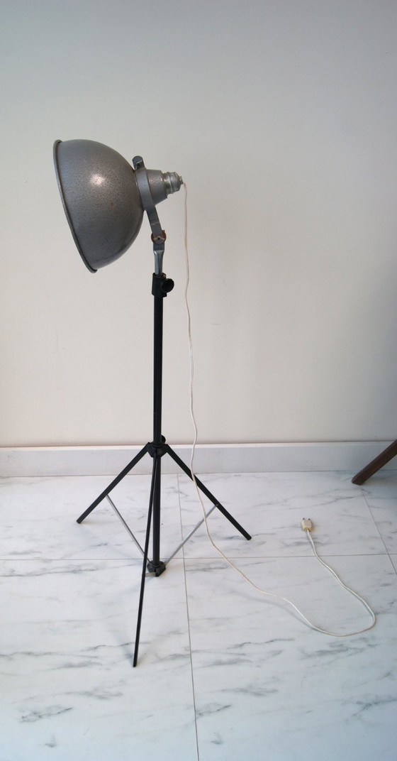 Image 1 of Industrial spotlight