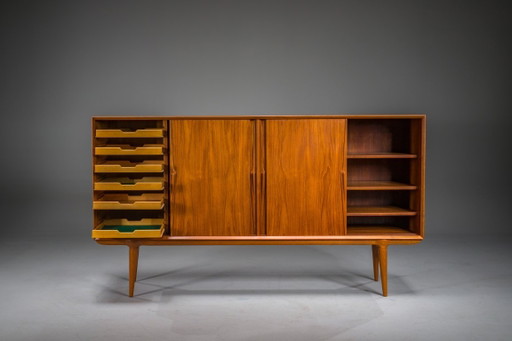  Model 19 Teakhouten dressoir van Gunni Omann voor Omann Jun, Denemarken, jaren 60