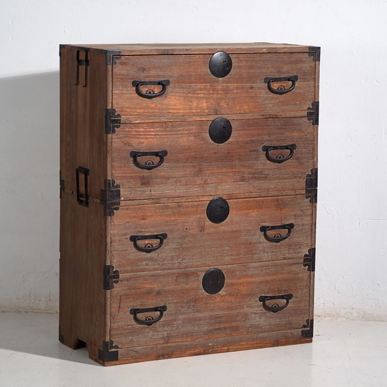 Antique Japanese Tansu Chest of Drawers - Meiji / Taishō Period (c. ) #24 – Iron (photo 10 of 40)