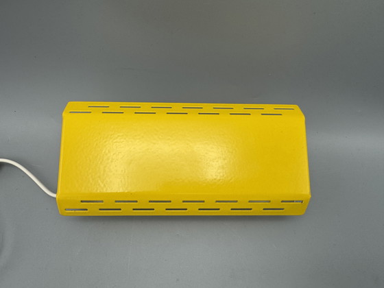 Image 1 of Lampada da parete/lampada da comodino gialla anni '70