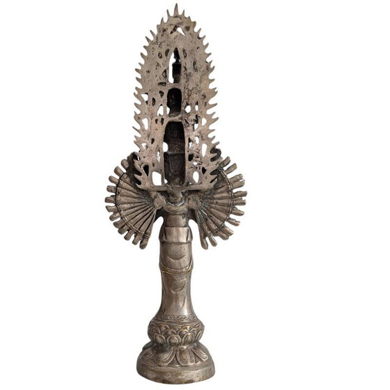 Guanyin china (Avalokiteshvara) con mil brazos y múltiples cabezas – Dinastía Qing LOTE 127 – Esculturas (photo 5 of 14)