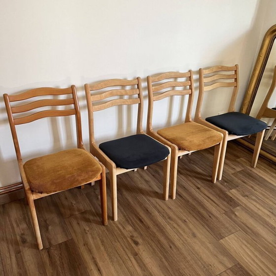 Image 1 of 4 sedie in legno e tessuto a coste