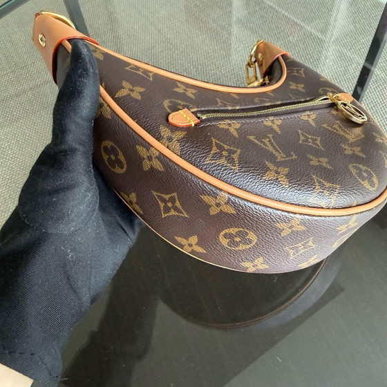 Image 1 of LOUISE VUITTON LOOP TAS MET MONOGRAM