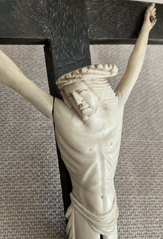 Image 1 of Crocifisso antico in osso, croce cattolica francese, decorazione religiosa da parete, circa 1900