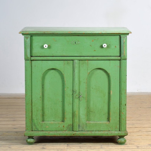 Cómoda de pino macizo, década de 1910