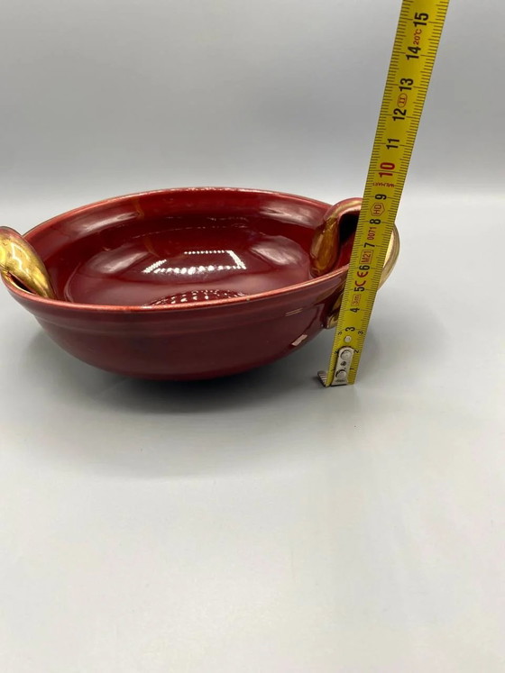 Oxblood Red Ceramic Bowl with Golden Handles, Vintage Centerpiece – Crockery (photo 5 of 5)