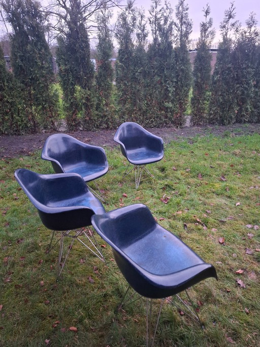 iconic Charles & Ray Eames, Herman Miller, authentic Fiberglass dark blue Shell Chairs, with "Eiffel" base