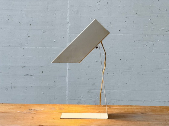 Image 1 of Minimalistische metalen tafellamp, jaren 80