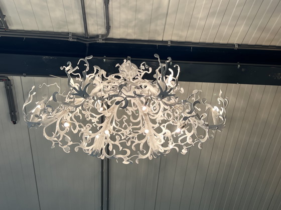 Image 1 of Lampadario Flower Power di marca van Egmond bianco