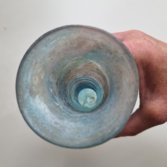Jarrón Murano Scavo azul celeste con brillo nacarado, ¡una pieza llamativa de mediados de siglo! (photo 10 of 15)