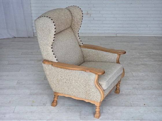 Image 1 of Deense fauteuil met hoge rugleuning uit de jaren 70, bekleed met meubelwol en gemaakt van massief eikenhout.