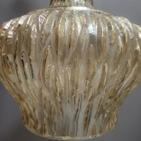 Image 1 of Lampada a sospensione vintage in vetro ambrato iridescente degli anni '60-'70