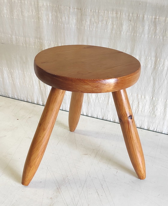 Image 1 of Tripod stool in solid pine - mid-20th century