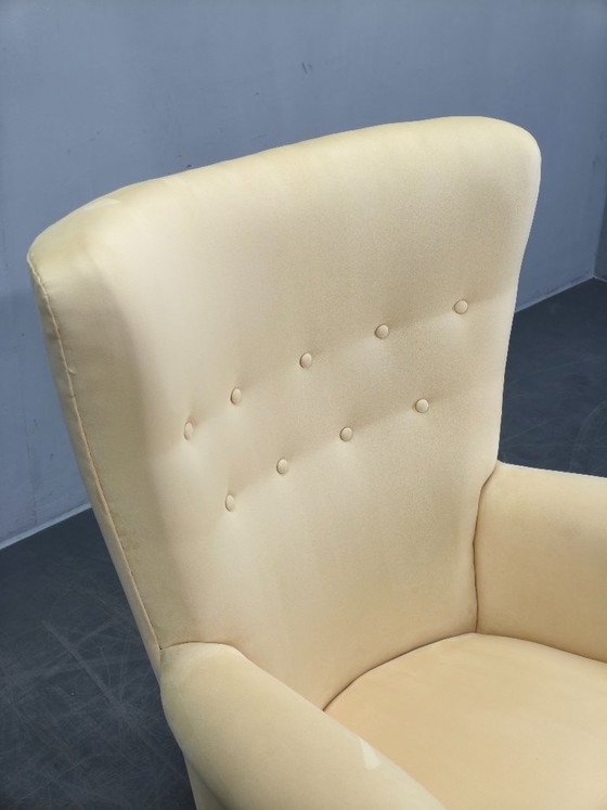 Image 1 of Fauteuil lounge danois à haut dossier des années 1950, récemment retapissé