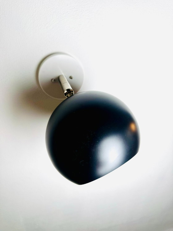 Appliques murales globe A5-1300 noires de Raak Amsterdam, Pays-Bas, années 1970 – Plastic (photo 4 of 7)